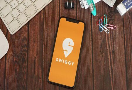 Swiggy Stock Rises on Debut Listing 7.7 percent above its Issue Price at Rs 420 on NSE