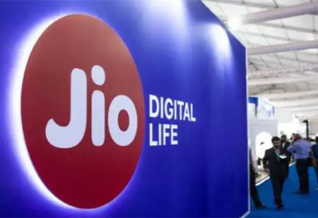 Jio Platforms Reports Rs 6861 Crore PAT, Marking a 26 Percentage Year on Year Growth