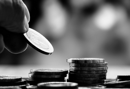 Rs 2 Lakh Crore is pulled out of Debt Funds