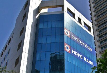 HDFC Bank is in Discussions with International Lenders to Sell USD 1 Billion in Loans