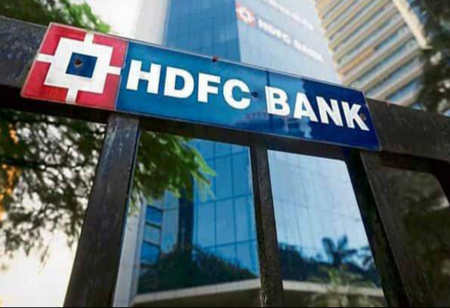 HDFC Bank Loan Portfolio Tumbles in the June Quarter; Deposits remain Flat Sequentially